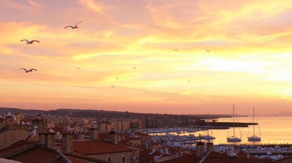 5 astuces indispensables pour une visibilité optimale à Marseille